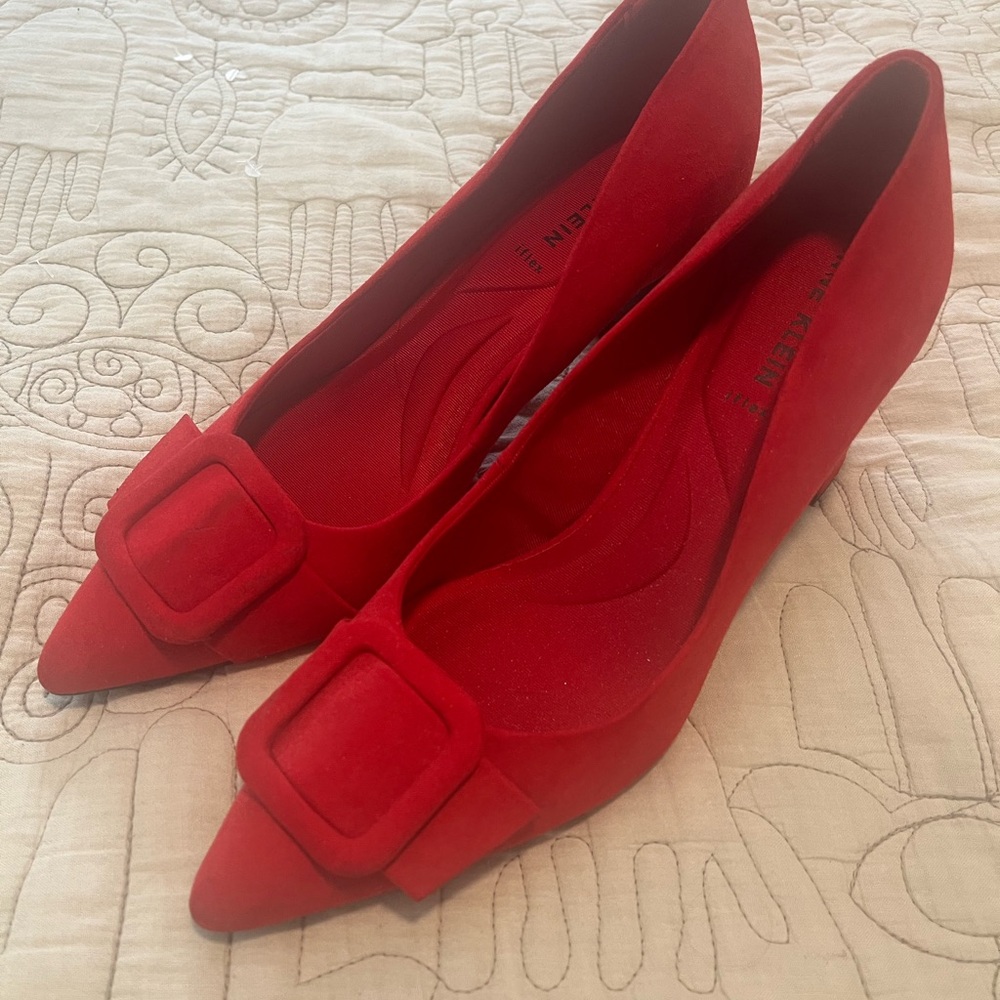 Anne Klein Womens Baretta Pumps